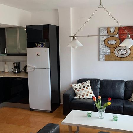 Apartment With Side Seaview 60 Meters From Sea Torrevieja Exteriör bild