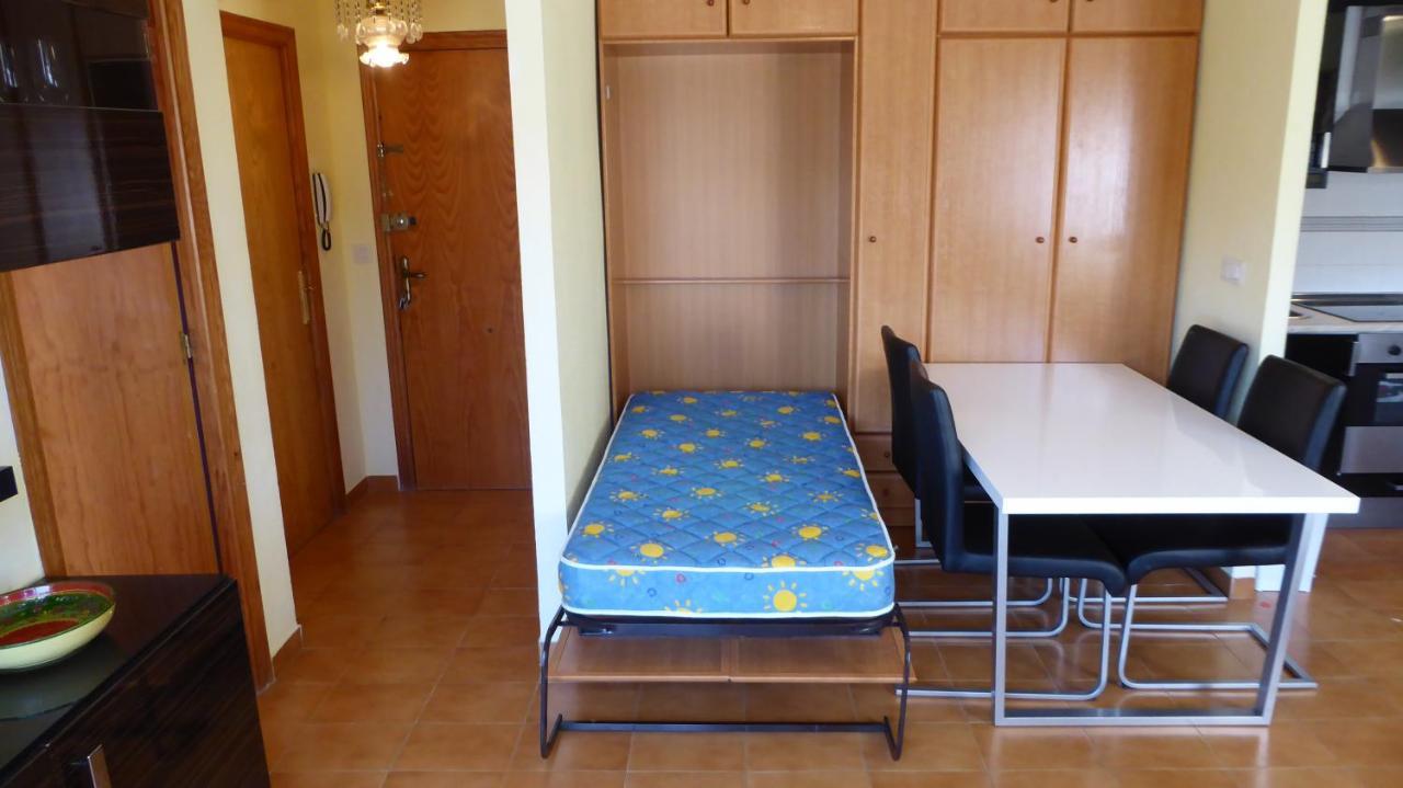 Apartment With Side Seaview 60 Meters From Sea Torrevieja Exteriör bild