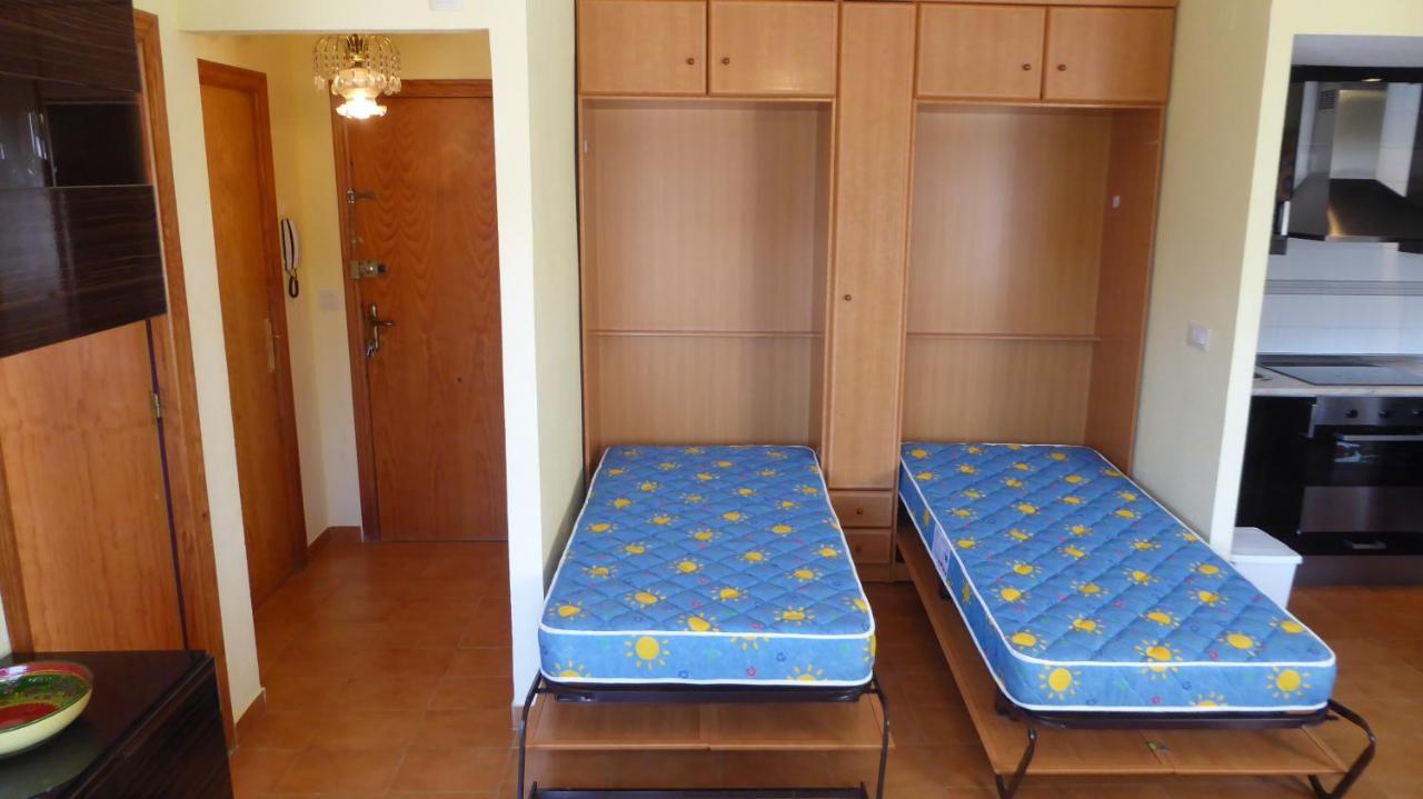 Apartment With Side Seaview 60 Meters From Sea Torrevieja Exteriör bild