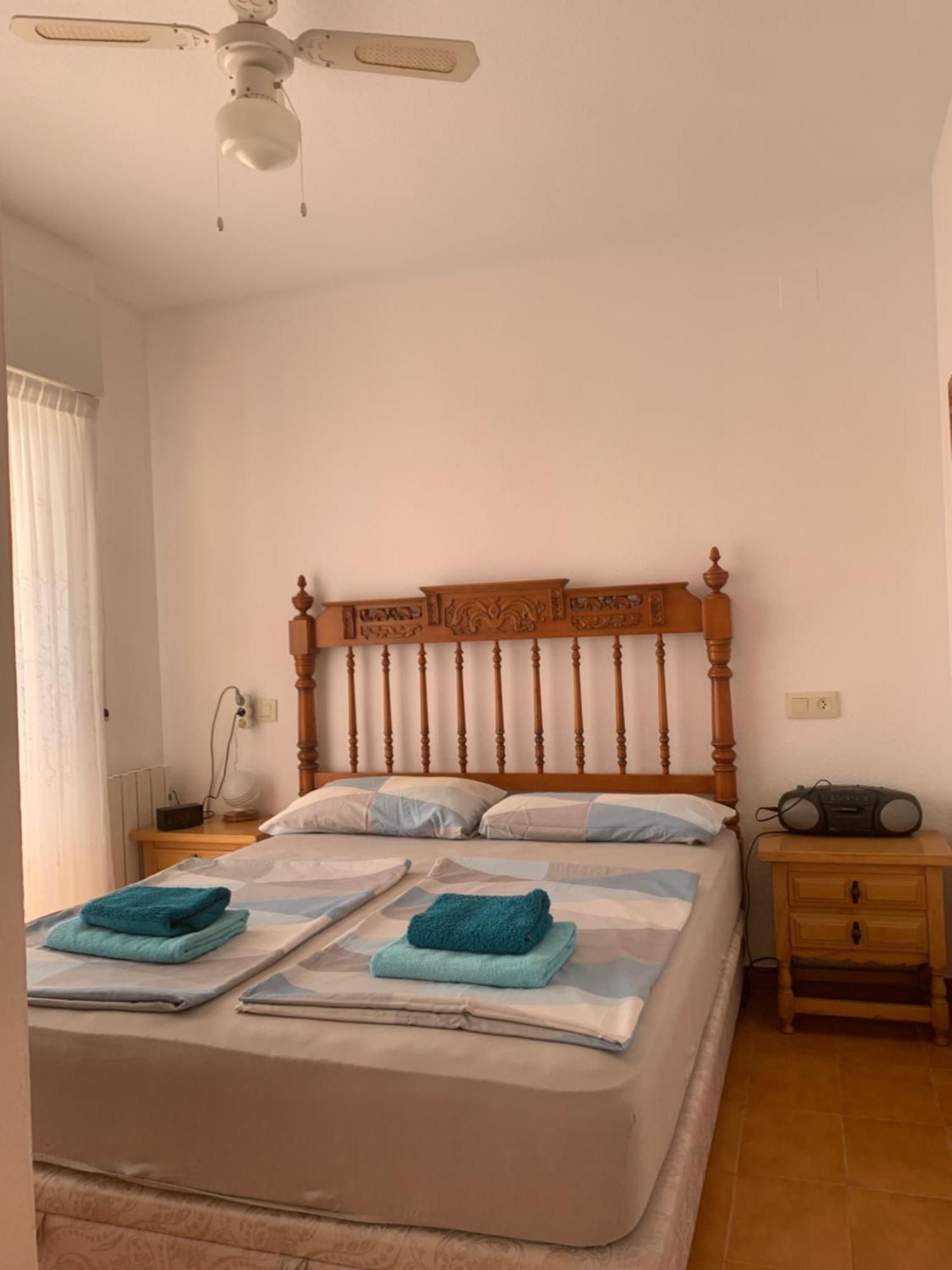 Apartment With Side Seaview 60 Meters From Sea Torrevieja Exteriör bild